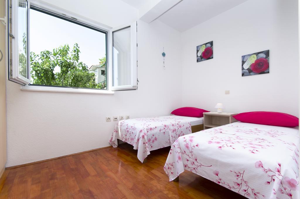 Vila Dunja Makarska Exterior foto